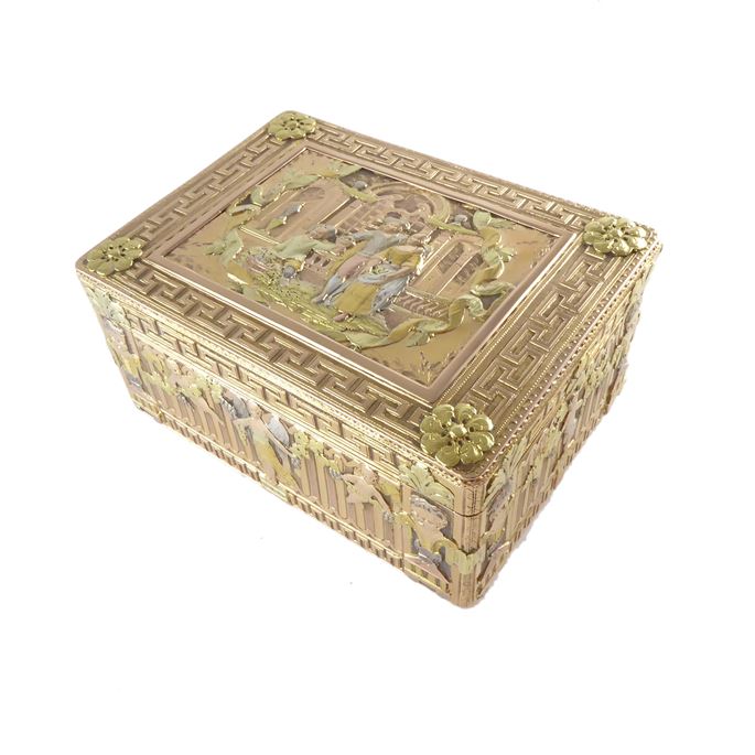18th century German coloured gold rectangular box by Les Freres Toussaint, Hanau c.1760, formerly Rothschild family collection, chased and engraved with figural decoration in yellow, rose, lemon gold and silver, | MasterArt